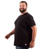 camiseta plus size masculina confort preta lado