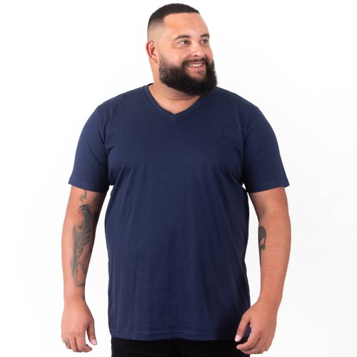 Camiseta Plus Size Masculina Gola V Lisa Azul Marinho