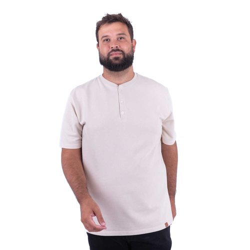 Camiseta Plus Size Masculina Henley Divine Areia
