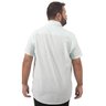 camisa plus size masculina linho verde claro costas