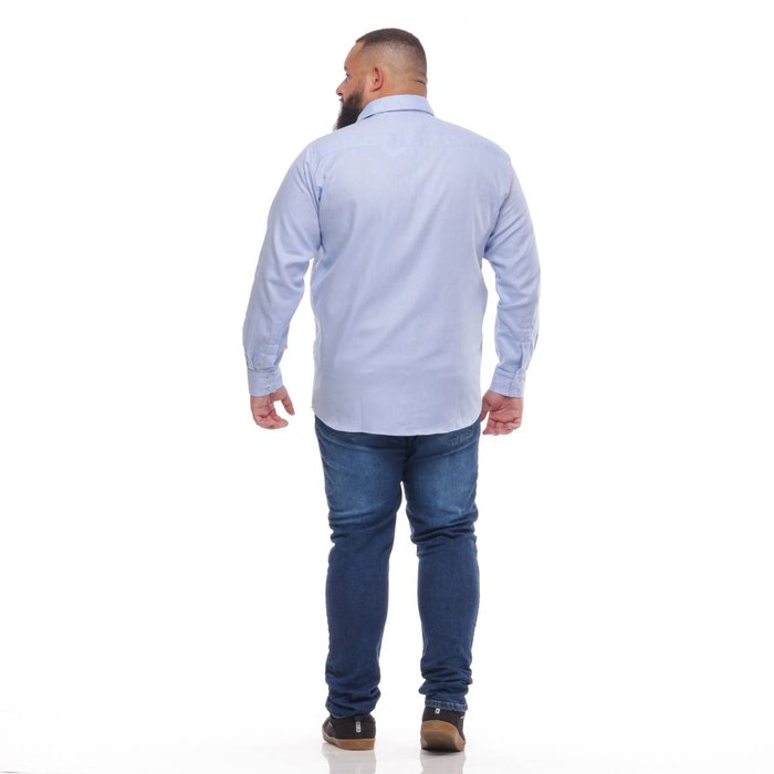 camisa plus size masculina oxford azul claro mais pano costas corpo