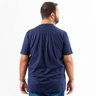 camiseta plus size masculina azul marinho bolso abstrato costas